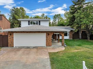 11615 24th Ave NW, Edmonton, AB T6J3R6