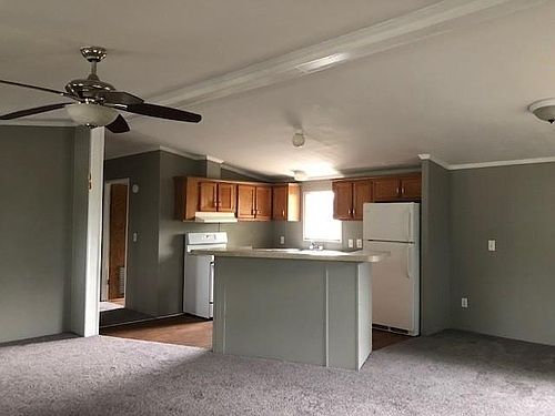 4th image of 9 Northwood Dr
