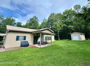 1201 Railroad Ave, Gouldsboro, PA 18424