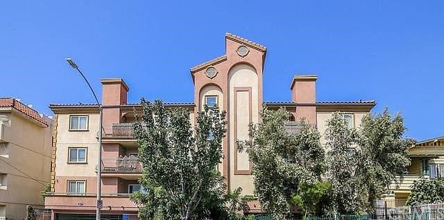 1st image of 2811 W Francis Ave #204