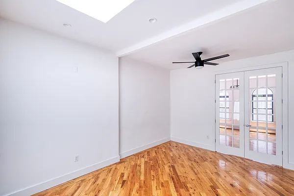 Sold by Tyler Vincent Real Estate Inc | media 4