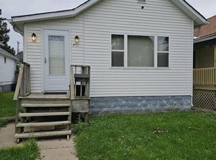 731 4th Ave S, Clinton, IA 52732
