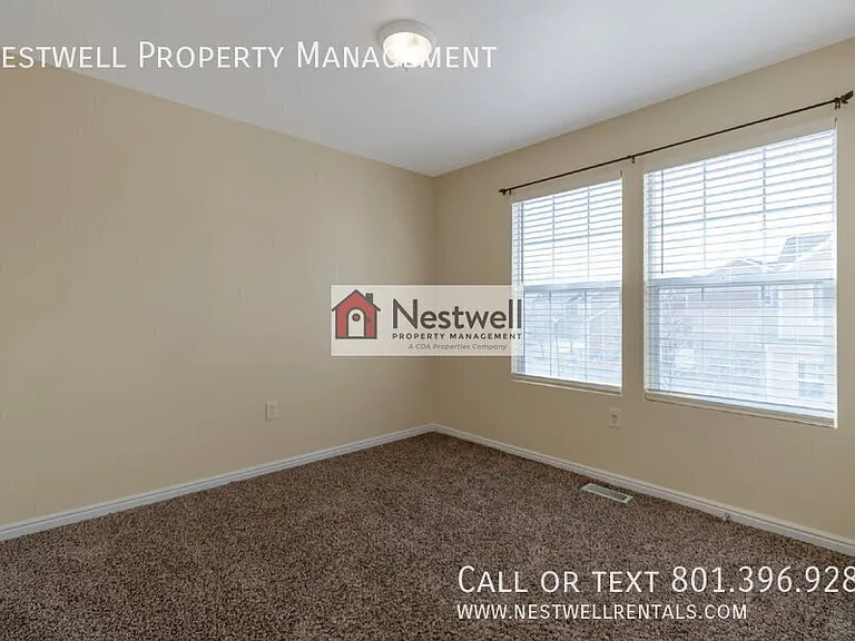6838 W Grevillea Ln — Photo 10