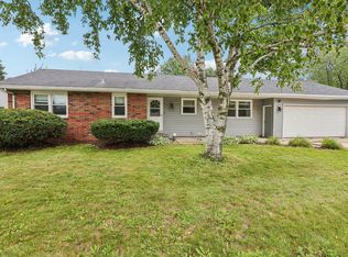 1736 17th Ave, Grafton, WI 53024