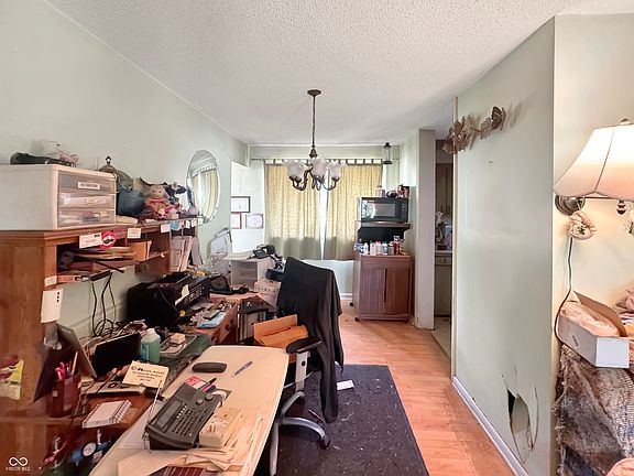 5th image of 623 N Willow Ln