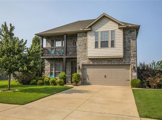 1426 S Hampton Xing, Cave Springs, AR 72718