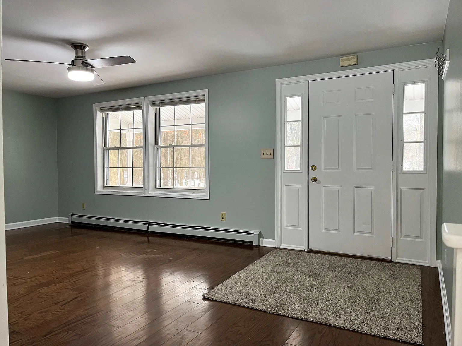 3 bed, 1152 sqft, $2,850 — Photo 3