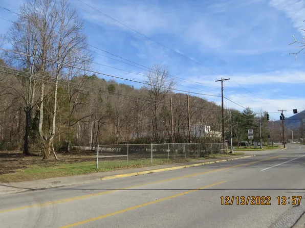 2209 E Main St, Cumberland, KY 40823