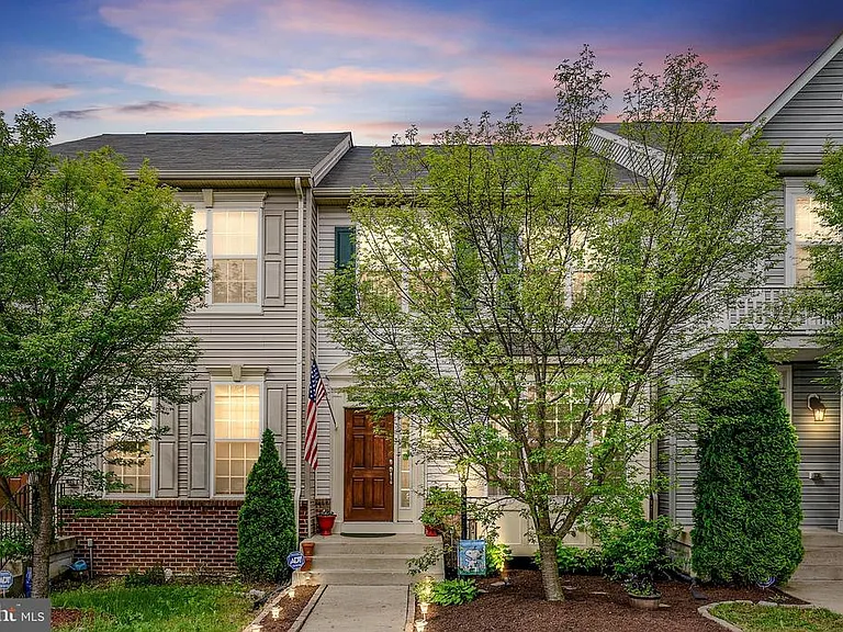 2372 Battery Hill Cir — Photo 2