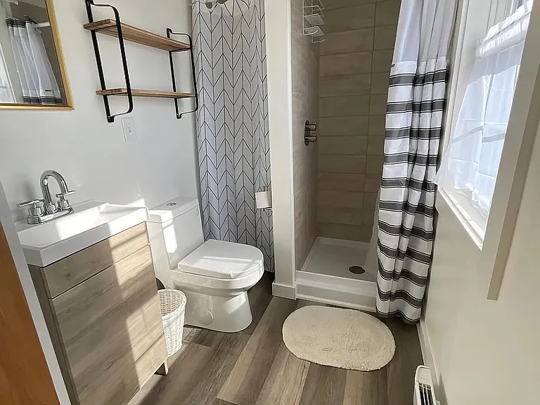17 Bruce St #3 — Photo 7