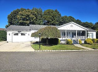 1407-274 Middle Rd, Calverton, NY 11933