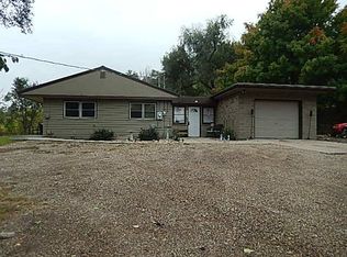 316 E Glen Ave, Chamberlain, SD 57325