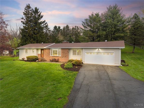 2380 E Lake Rd, Skaneateles, NY 13152