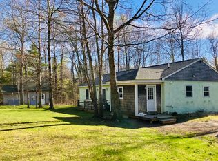 9 Meadow Brook Ln, Surry, ME 04684