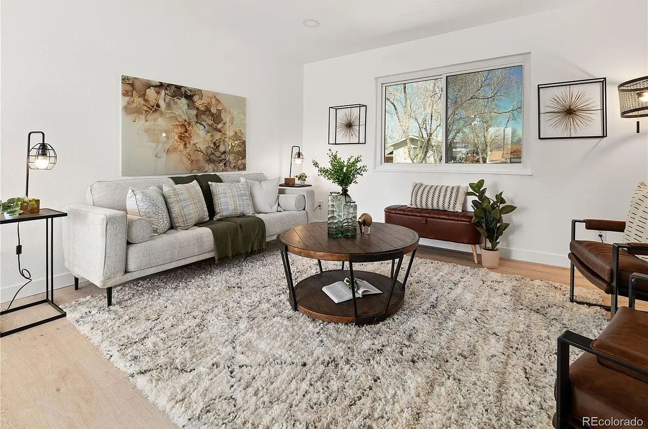 4 bed, 1588 sqft, $3,095 — Photo 3