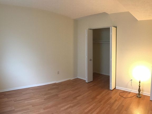 3rd image of 2435 Beech St APT 1