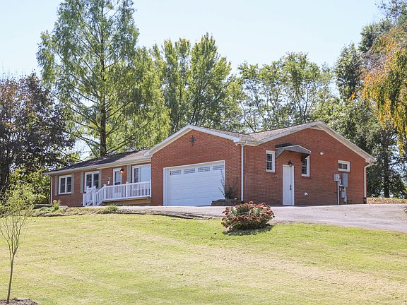 2nd image of 20 Buckland Dr