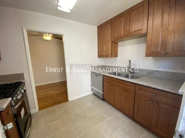 5235 E The Toledo APT C, Long Beach, CA 90803