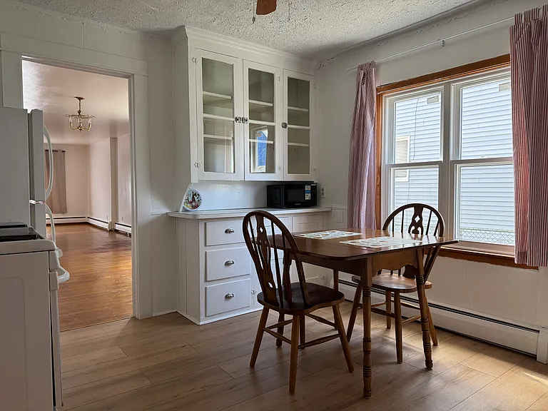 18 Tuxedo Pl #1 — Photo 5