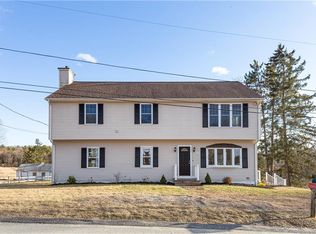 42 Howard Ln, Glocester, RI 02857