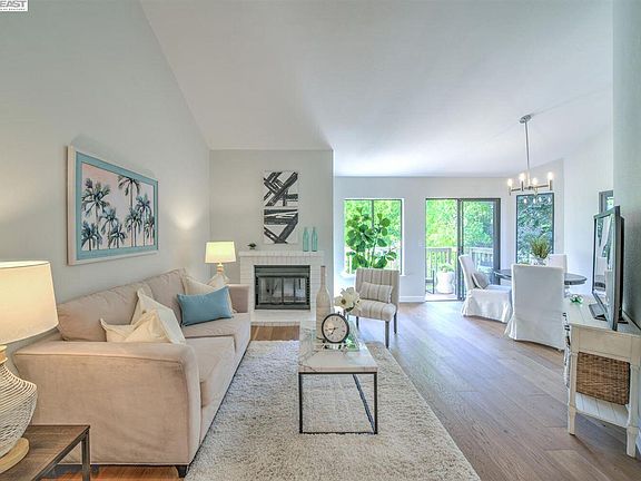 2nd image of 1903 Miraplaza Ct APT 16