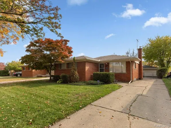 12926 Stamford Ave, Warren, MI 48089