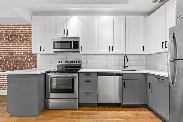 Rented by Compass | media 3