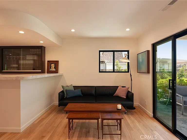 1310 J Lee Cir — Photo 17