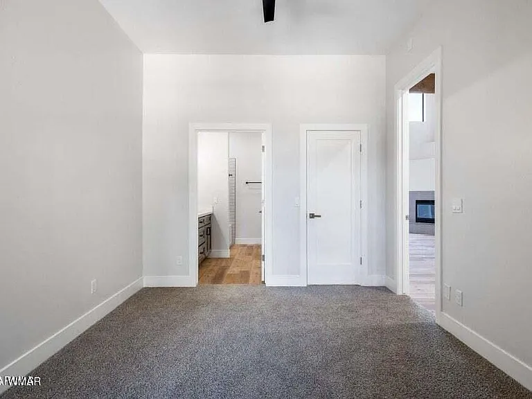1400 W Navajo Ln #14 — Photo 9