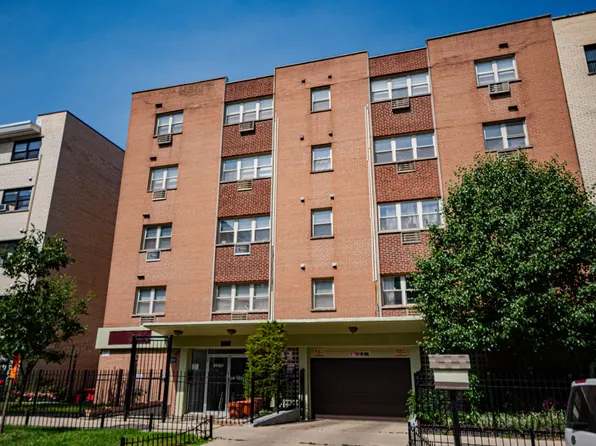 5950 N Kenmore Ave APT 208, Chicago, IL 60660