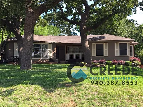 611 E University Dr Photo 1