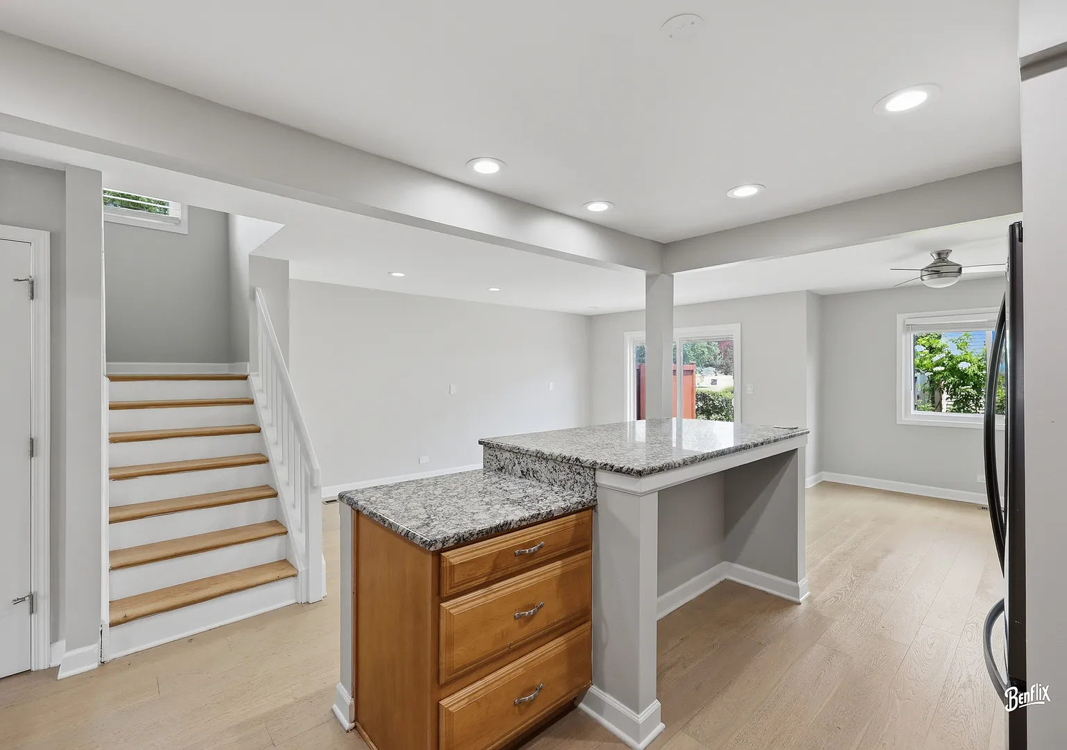 4 bed, 1624 sqft, $3,200 — Photo 3