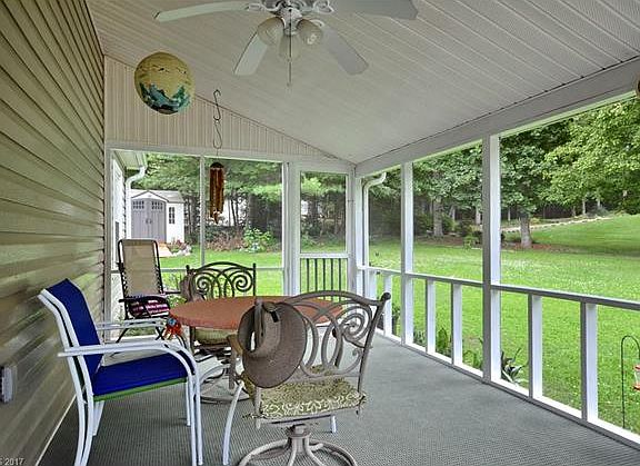 4th image of 310 Forest Park Dr