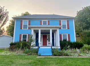 496 N Kennebec Ave, McConnelsville, OH 43756