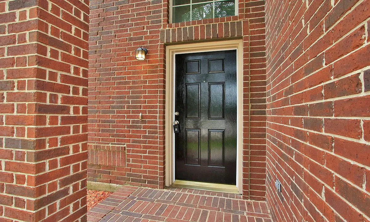 Building Photo - 20102 Glacier Falls Dr
