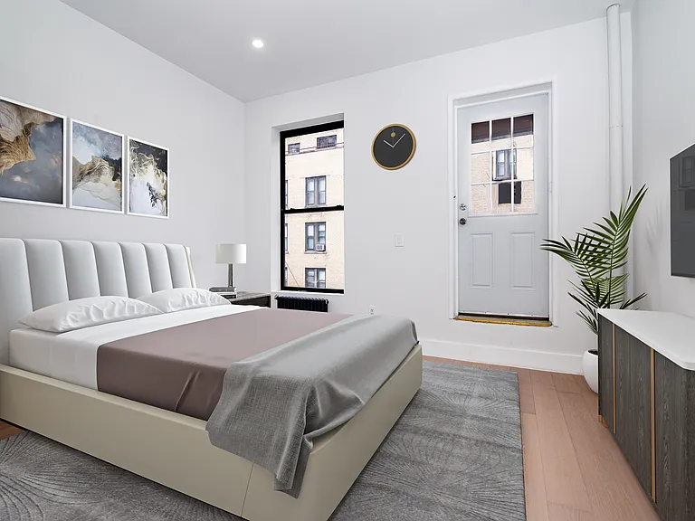 237 W 72nd St #5 — Photo 6