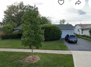 56 Hastings Ave, Elk Grove Village, IL 60007