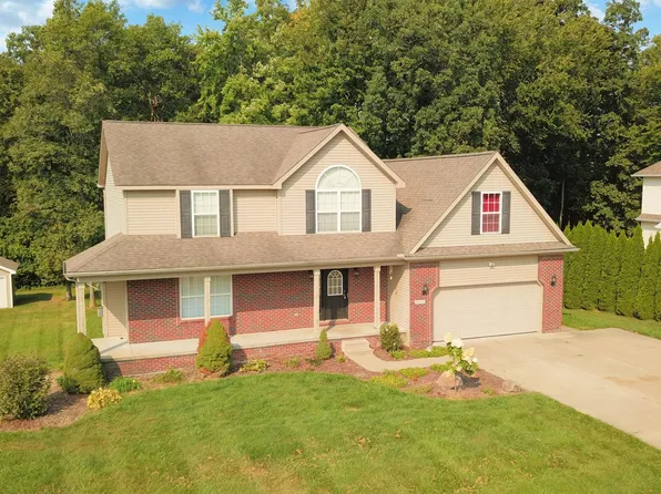 8352 Oak Ridge Dr, Goodrich, MI 48438