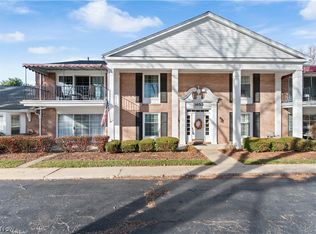 1653 Greenway Rd SE #1-102, Canton, OH 44709
