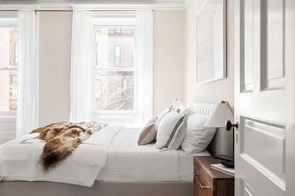 Rented by Sotheby's International Realty | media 17