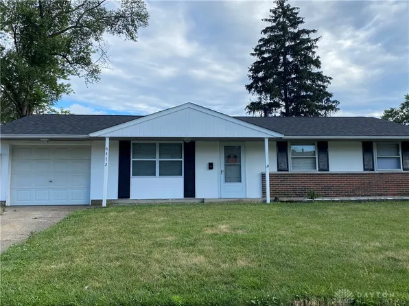 6472 Highbury Rd, Huber Heights, OH 45424