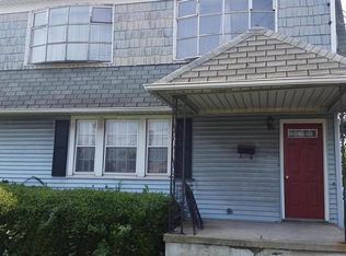 700 Davis St, Scranton, PA 18505