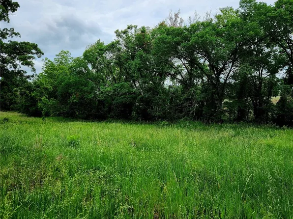 378136 E 1010th Rd, Okemah, OK 74859