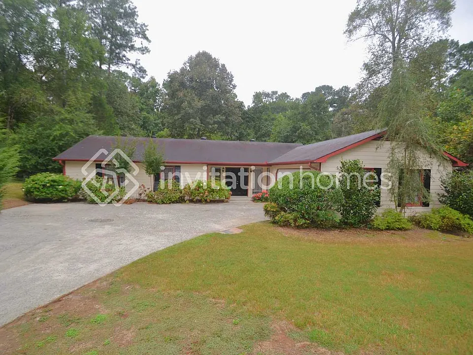 2077 N Landing Way