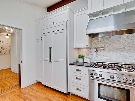 4th image of 1598 Wawona Dr
