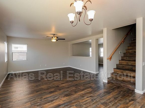 5th image of 1565 E Christopher St