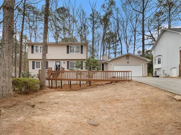 1731 Fieldgreen Overlook, Stone Mountain, GA 30088