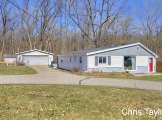 313 Six Mile Rd NE, Comstock Park, MI 49321