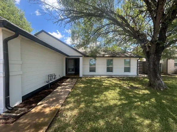 815 Lexington Rd APT B, Elgin, TX 78621