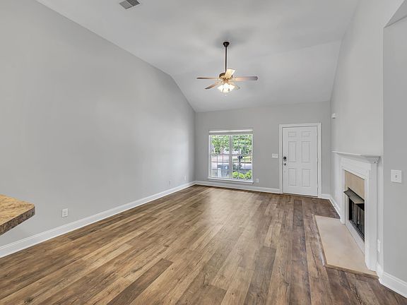 5th image of 7143 Riverfront Dr